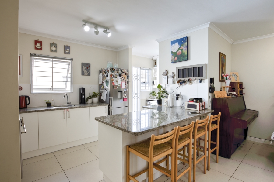 3 Bedroom Property for Sale in Sunningdale Western Cape